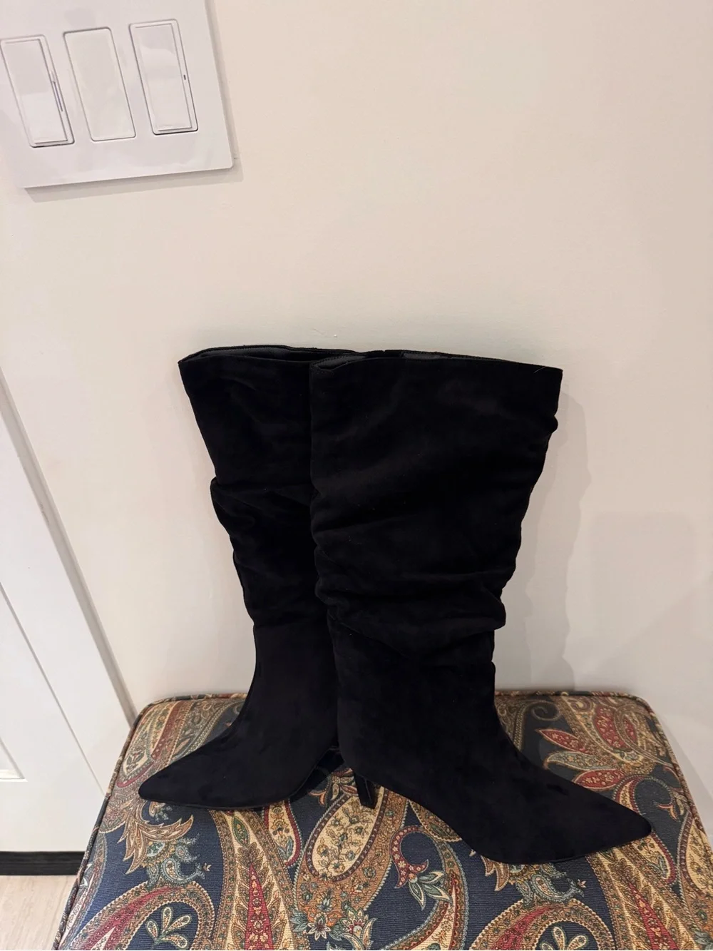 Black Size 10 suede look calf zip up boot wrap th kitten heels